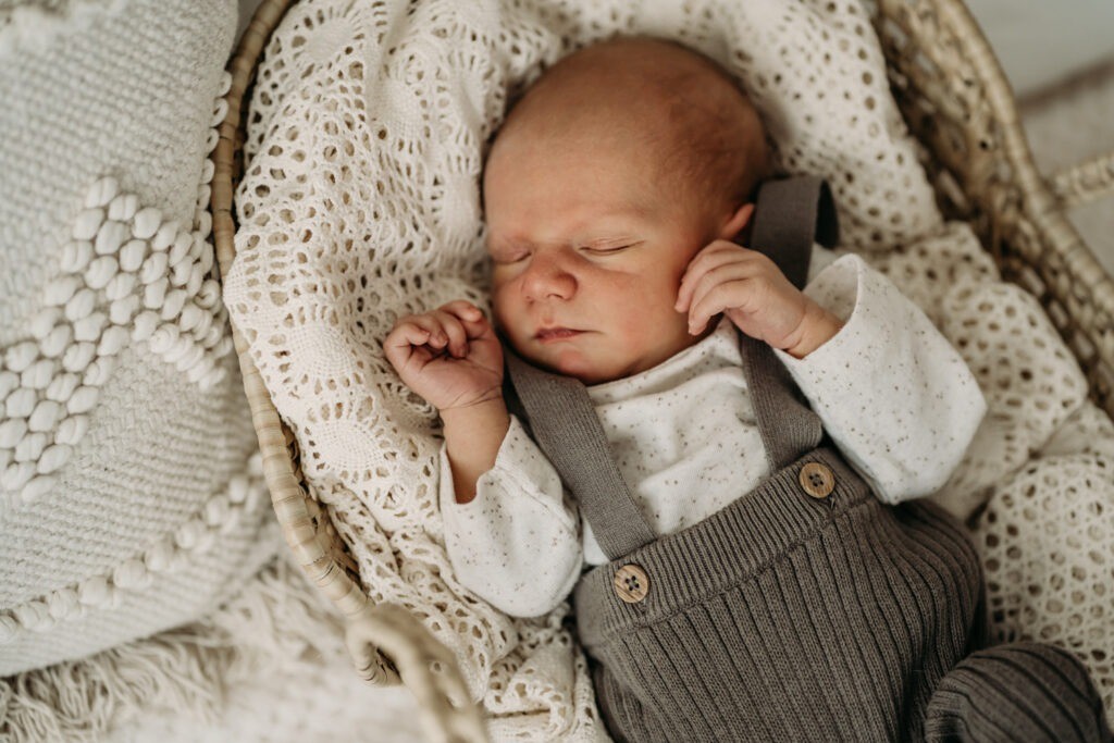 Jasmin Gorpe Fotograf - Wunstorf Neustadt Hannover Nienburg Steinhude Deister Barsinghausen - Babybauch Neugeborene Kinder Familie Fotografie
